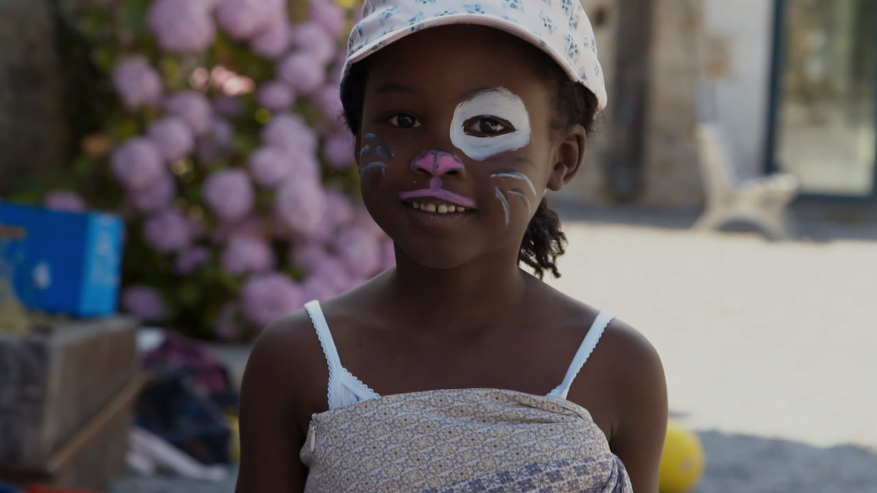 Pour Quelques Barres de chocolat (2016)